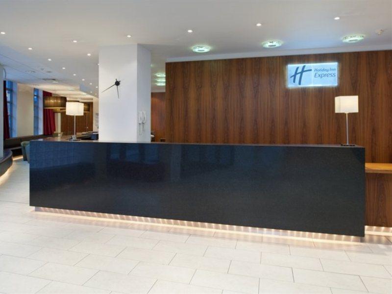 Holiday Inn Express London City, An Ihg Hotel Exterior foto